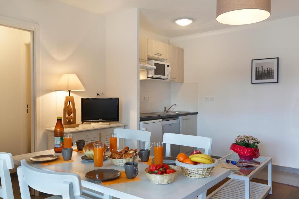 Hotel Restaurant Au Floridor Тан Экстерьер фото